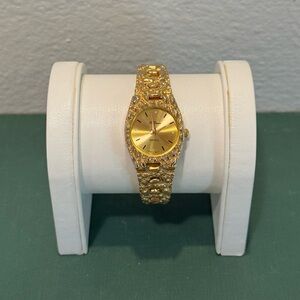 Vintage Women’s Le Baron Gold Tone Nugget Style Band Wrist Watch- Not Working